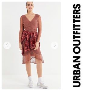 Urban Outfitters Lace Ruched Long Sleeve Dress